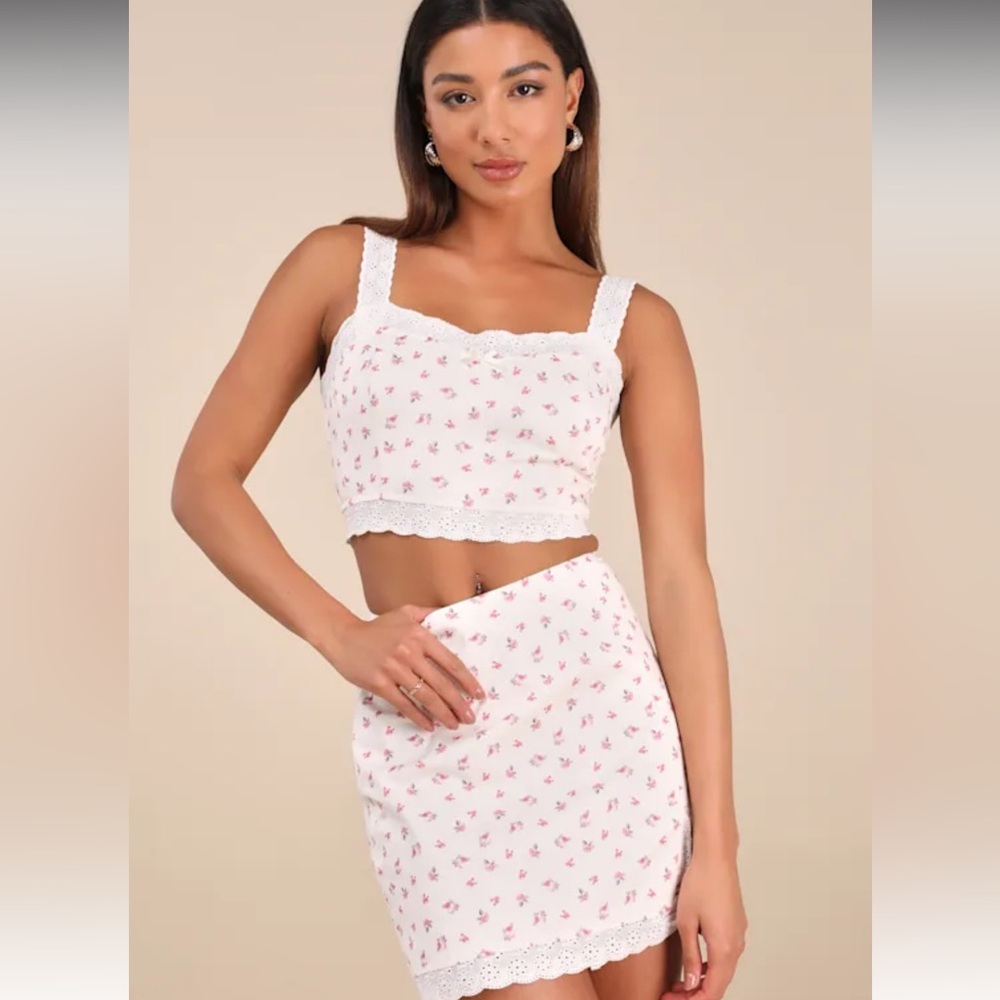 NWT Lulu’s Emanita Ivory Ditsy Floral Two-Piece Bodycon Mini Dress Set